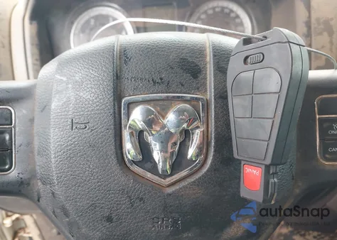 2018 Ram 2500 Tradesman 4X4 6'4 Box from USA, damaged, VIN 3C6UR5CL1JG303366